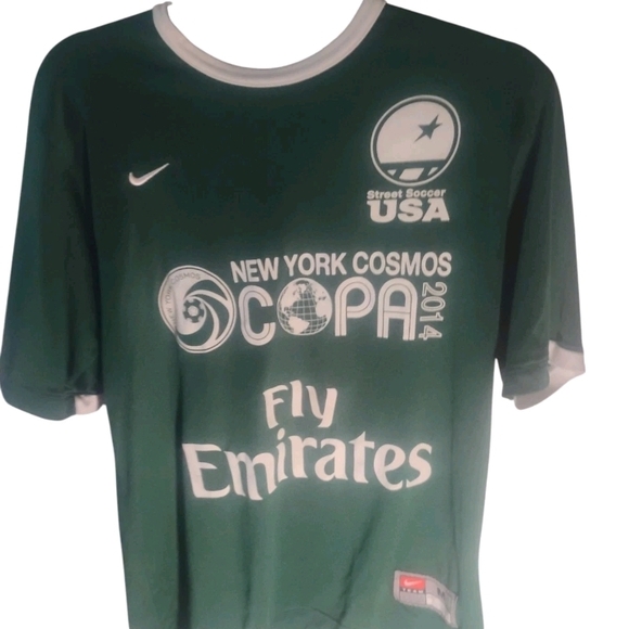 Green Nike New York Cosmos Soccer Jersey - Picture 1 of 7